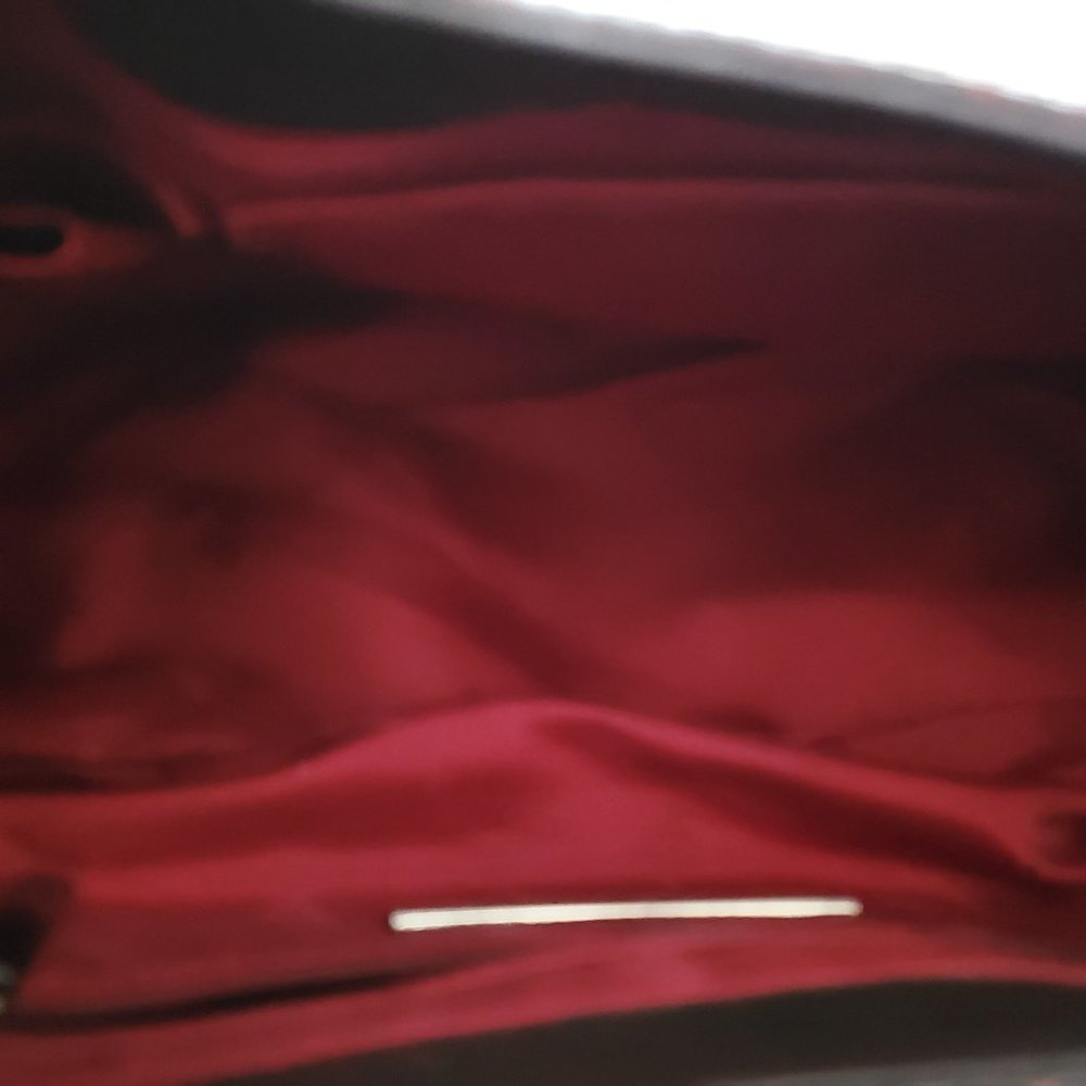 Donald J Pliner handbag beautifully embossed leather - Picture 6 of 9